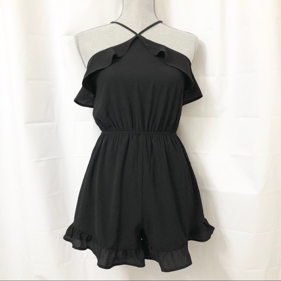 Monteau Pants - Monteau Black Ruffle Romper sz M
